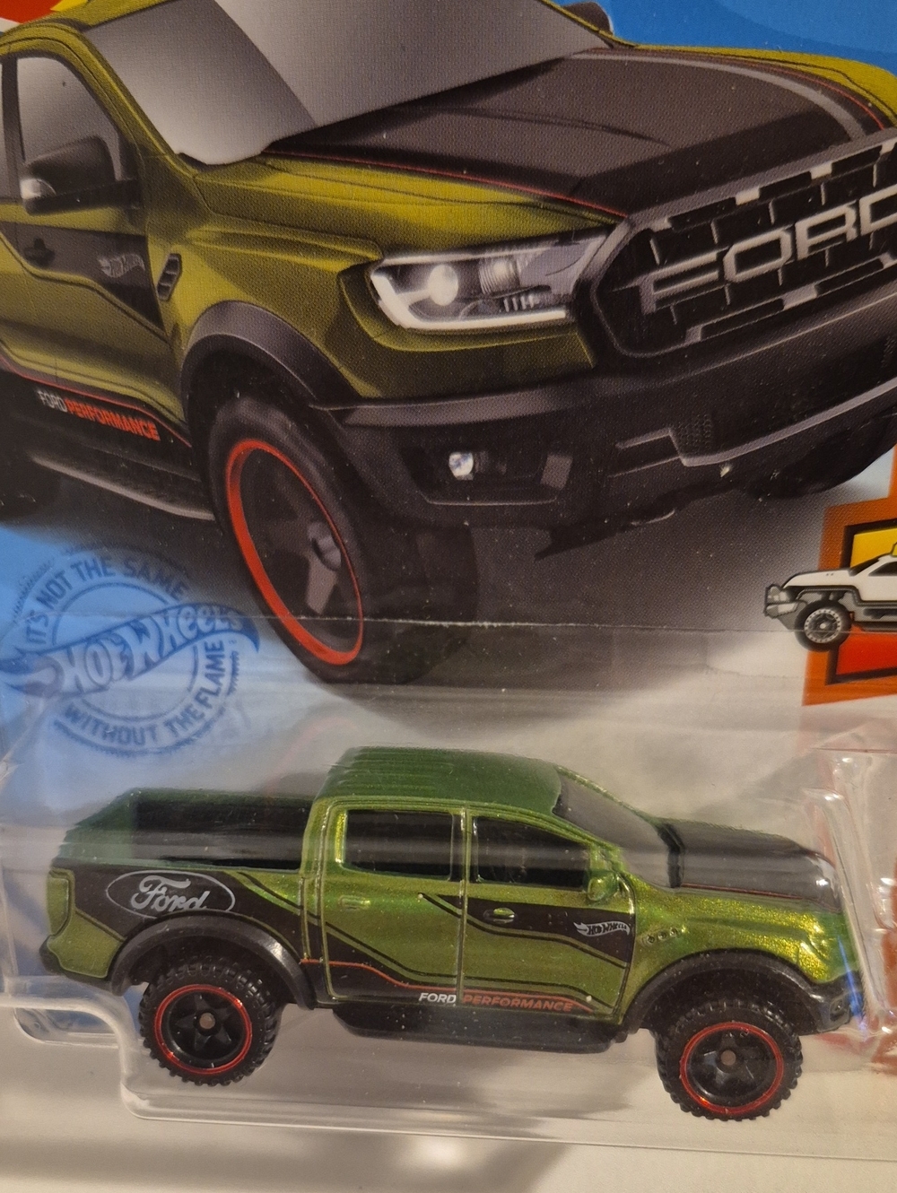 D2 Hot Wheels 2019 Ford Ranger Raptor - Picture 2 of 3